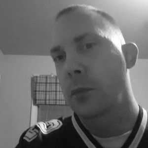 Meet your Posher, Derek